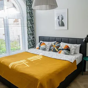 Brokilon House Apartment Krakau